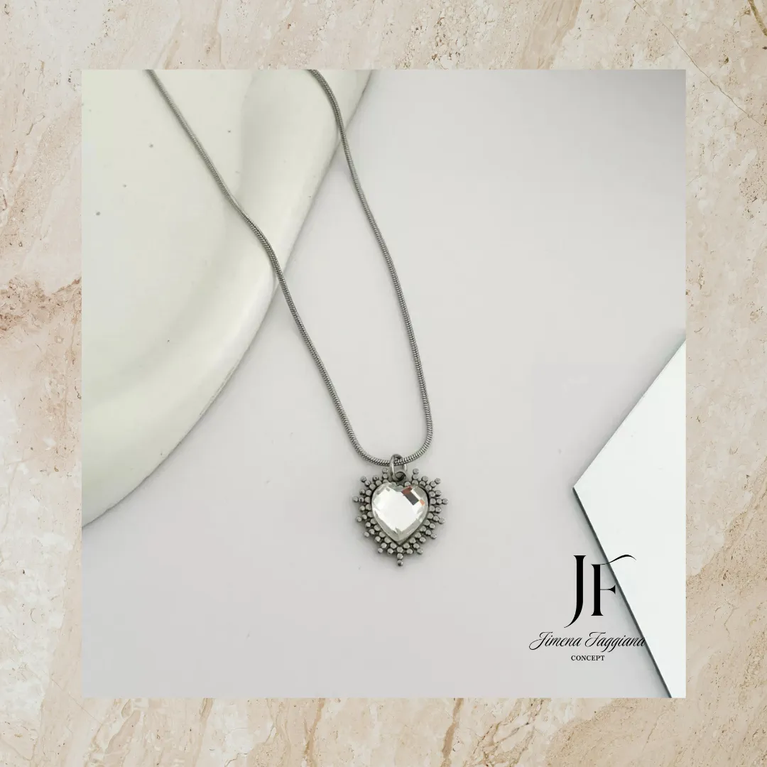 Corazón acero quirúrgico - Jimena Faggiana Concept