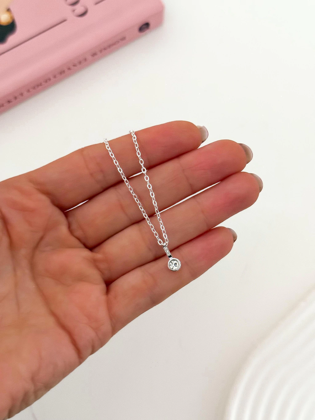 Collar acero blanco dije redondit - Jimena Faggiana Concept