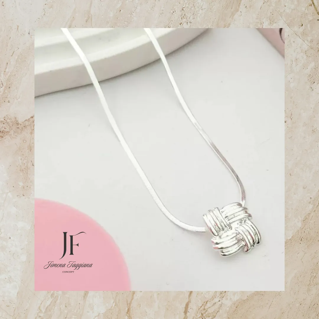 Collar acero blanco cadena redonda con dije - Jimena Faggiana Concept